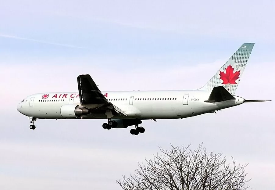 AIR CANADÁ